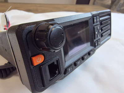 Цифровая радиостанция мобильная Аргут А-1000D UHF с функцией SFR